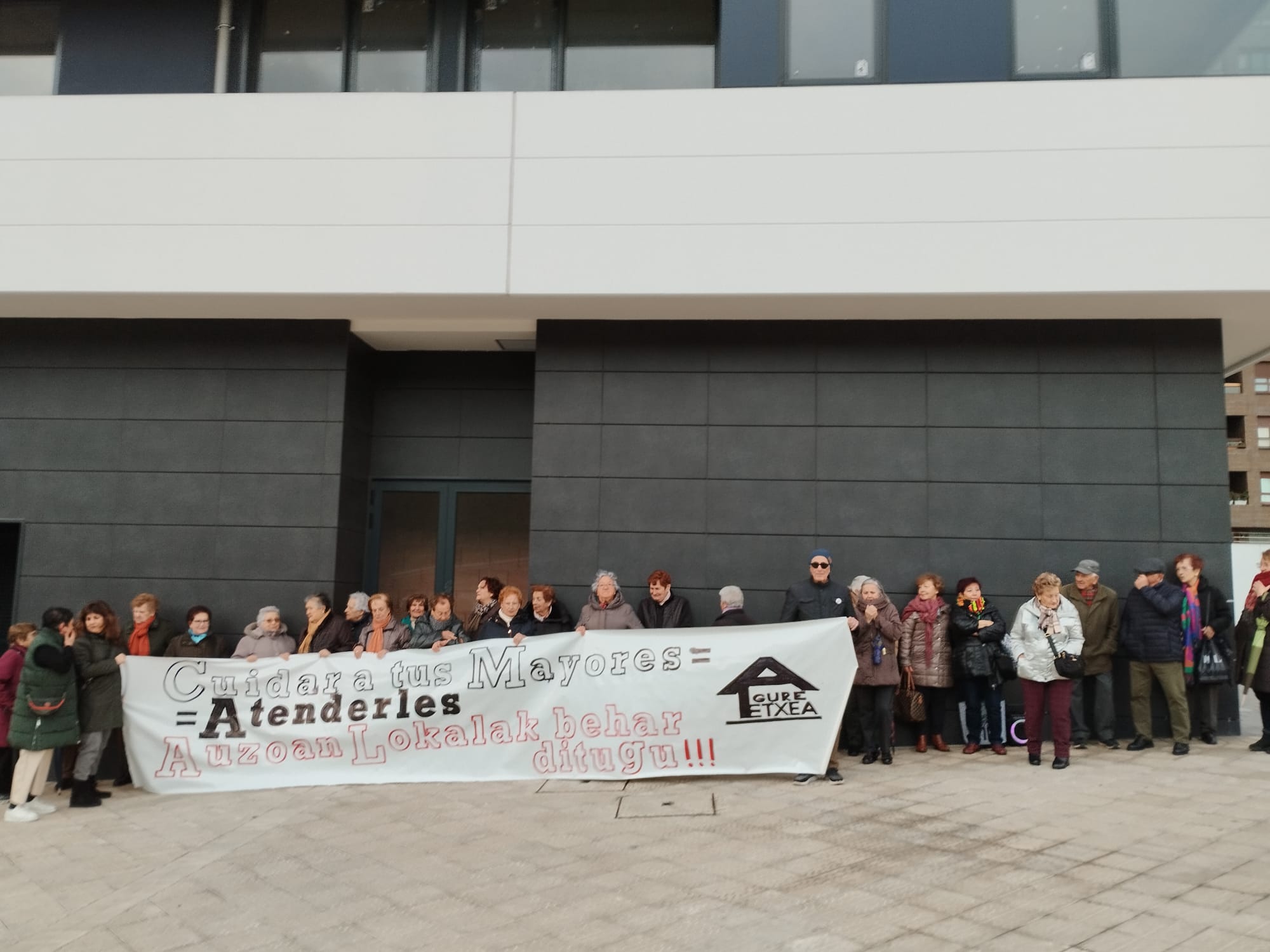 gure etxea gure etxea